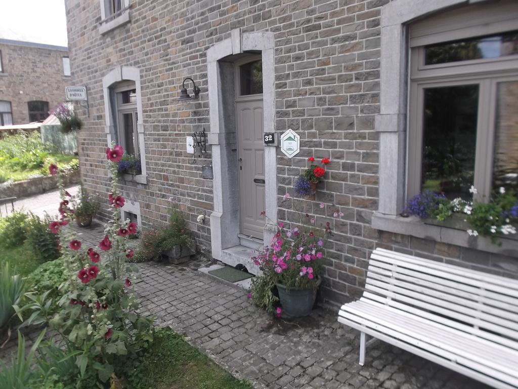 Les Vieilles Pierres Bed & Breakfast Comblain-au-Pont Exterior photo